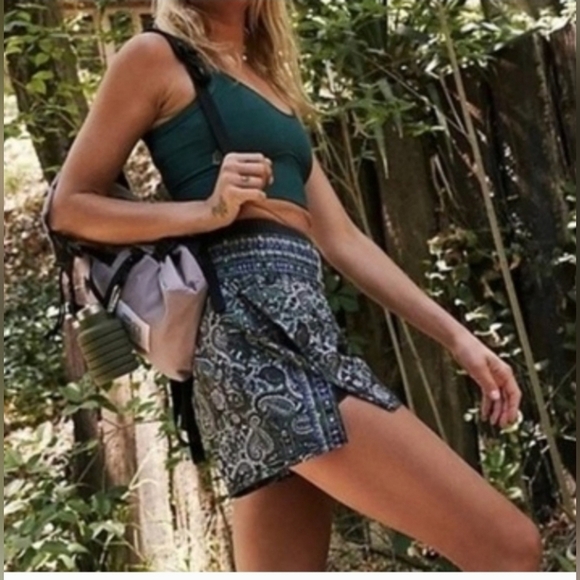 Free People FP Movement, Next Round Shorts,  Blue Green Paisley, Size Small - Picture 3 of 10